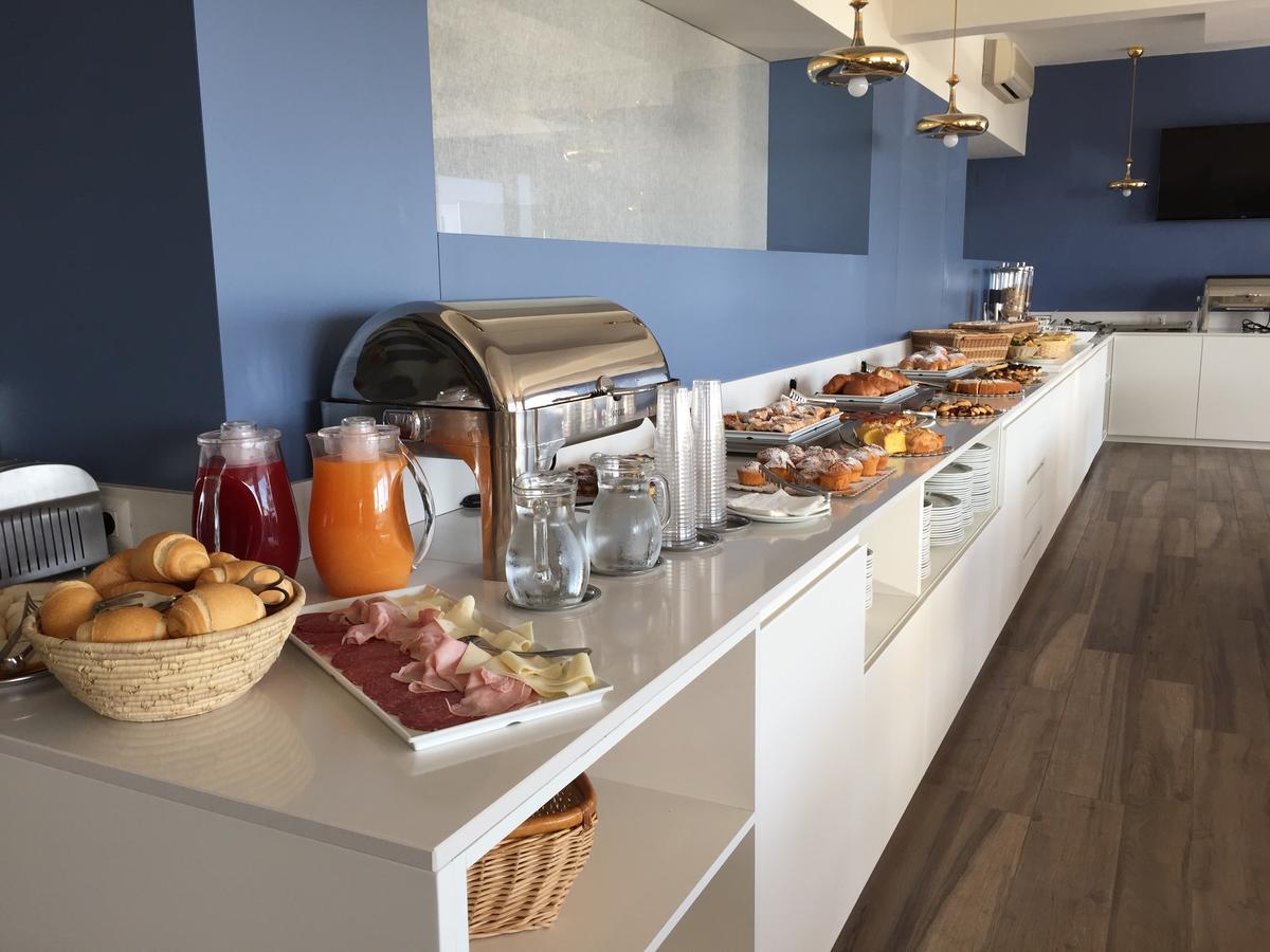 Hotel Tritone Senigallia Ngoại thất bức ảnh