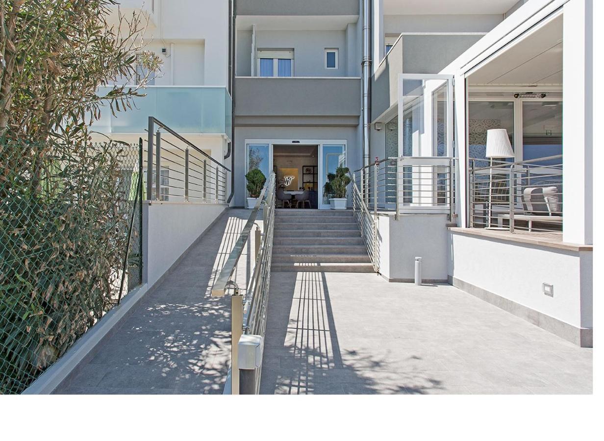 Hotel Tritone Senigallia Ngoại thất bức ảnh